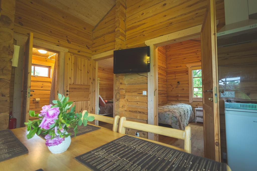 Arina Cottages Nasva Ruang foto